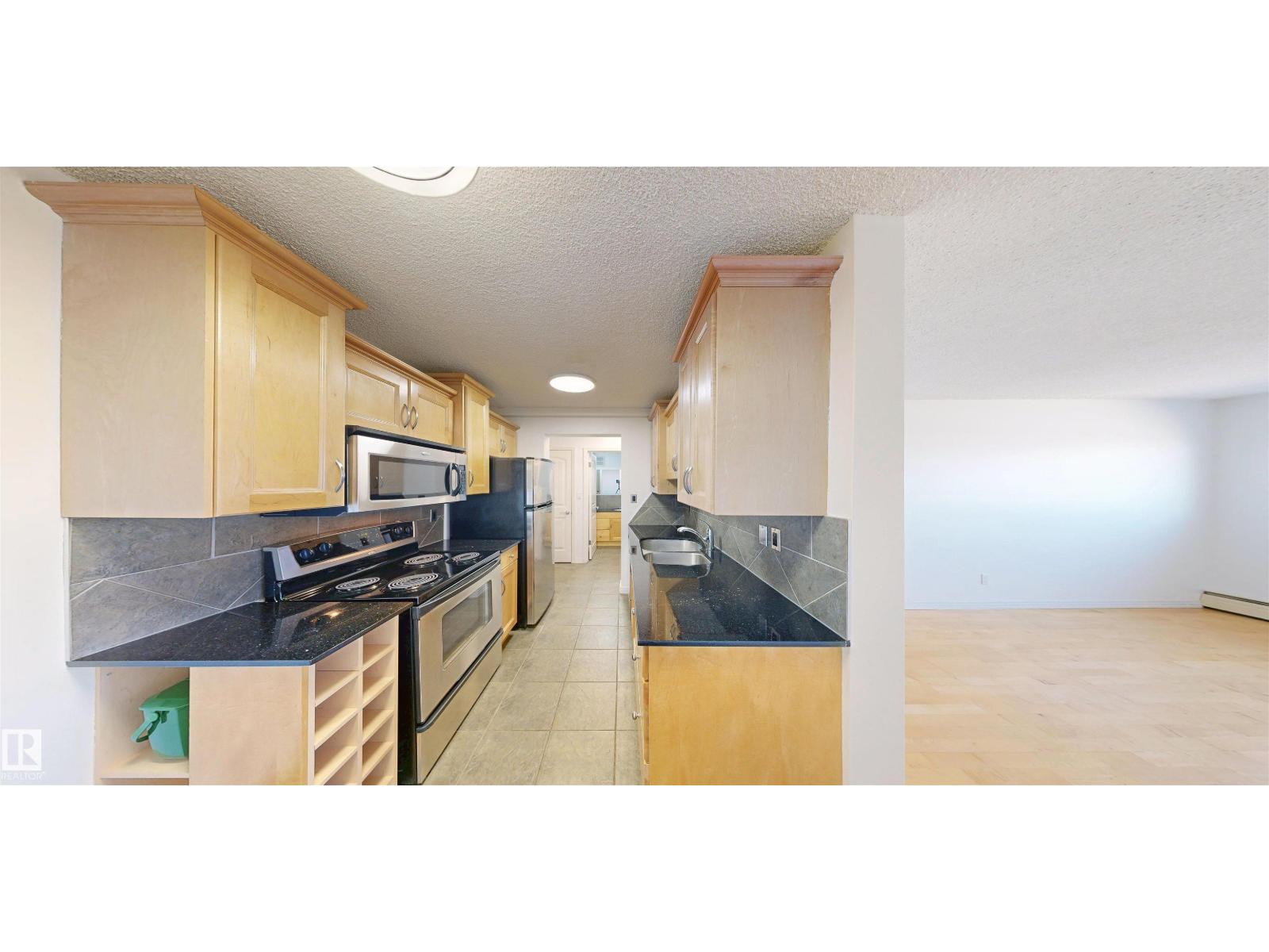 #303 8215 83 AV NW, Edmonton