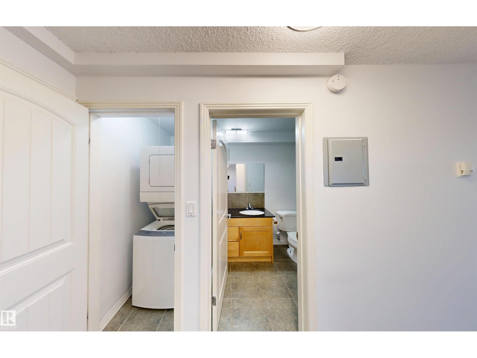 #303 8215 83 AV NW, Edmonton