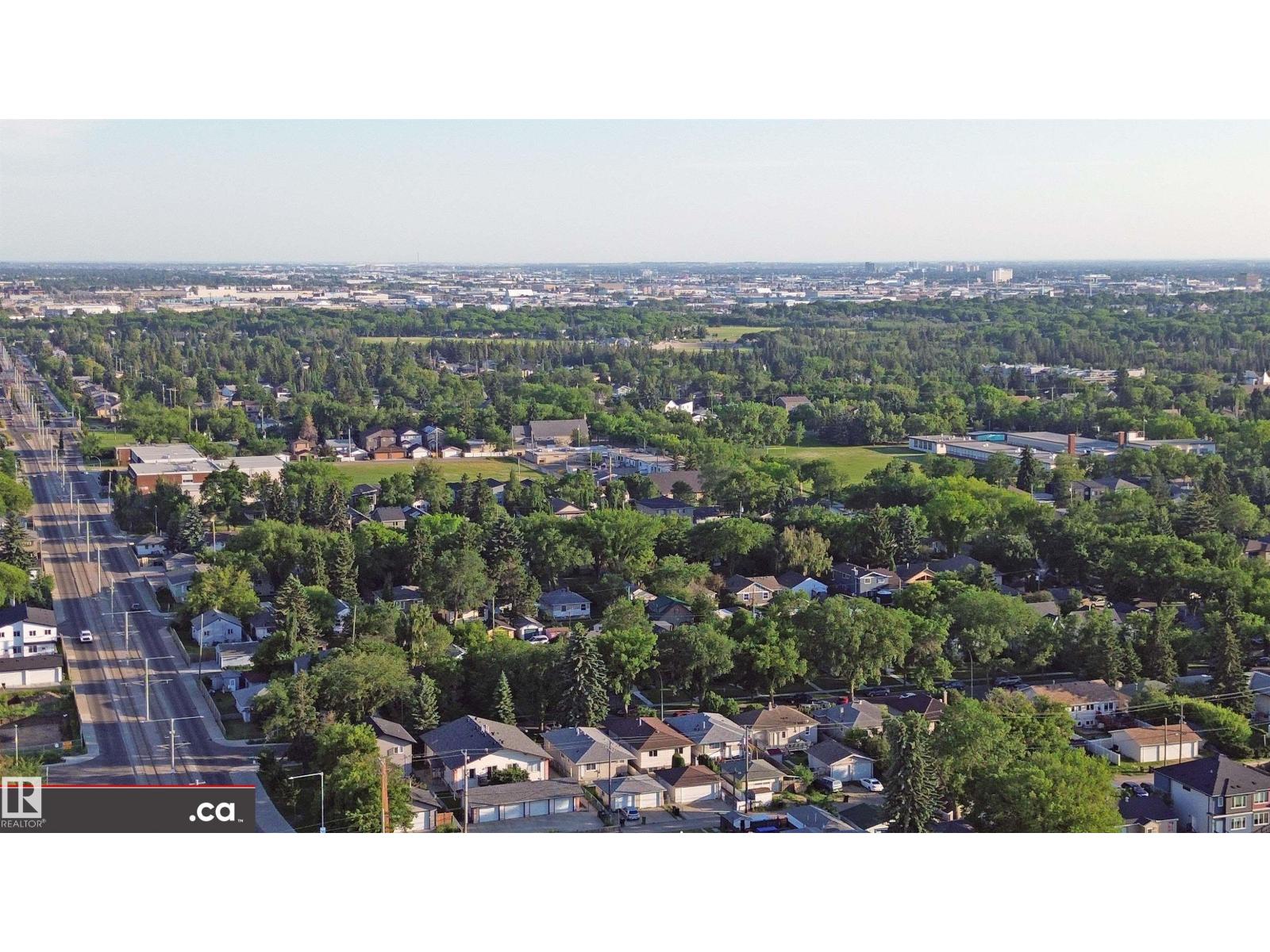 #303 8215 83 AV NW, Edmonton