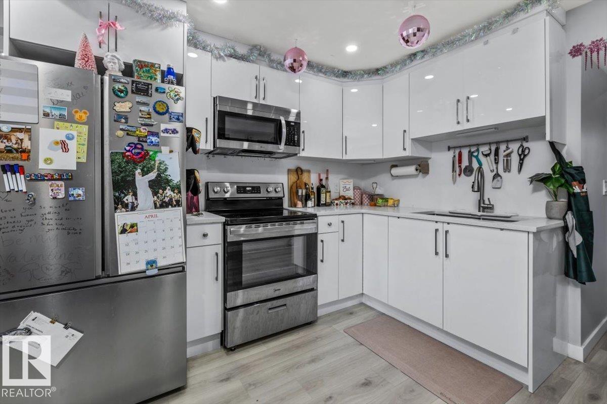 9304 128A AV NW, Edmonton