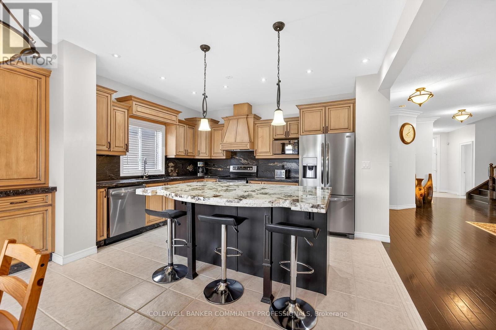 182 IRWIN AVENUE - 7