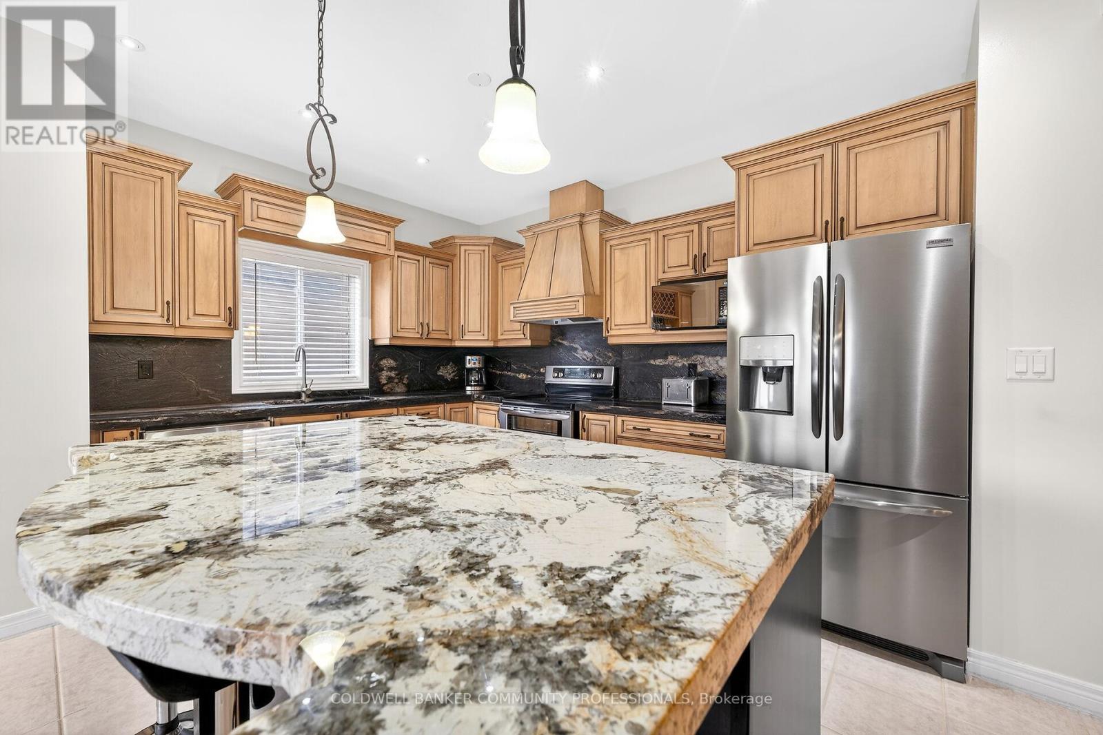 182 IRWIN AVENUE - 8