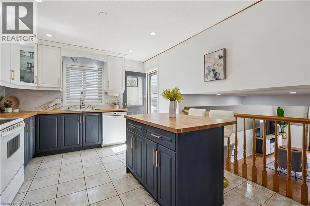 35 MELRAN Drive - 13