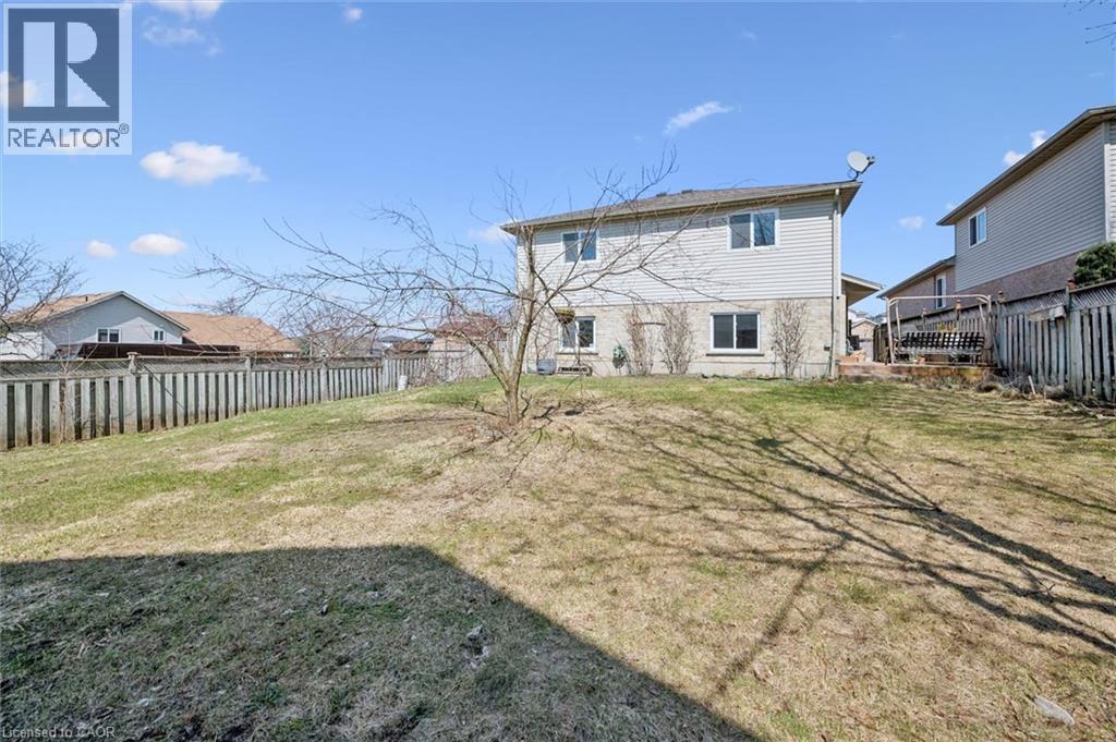 35 MELRAN Drive - 39