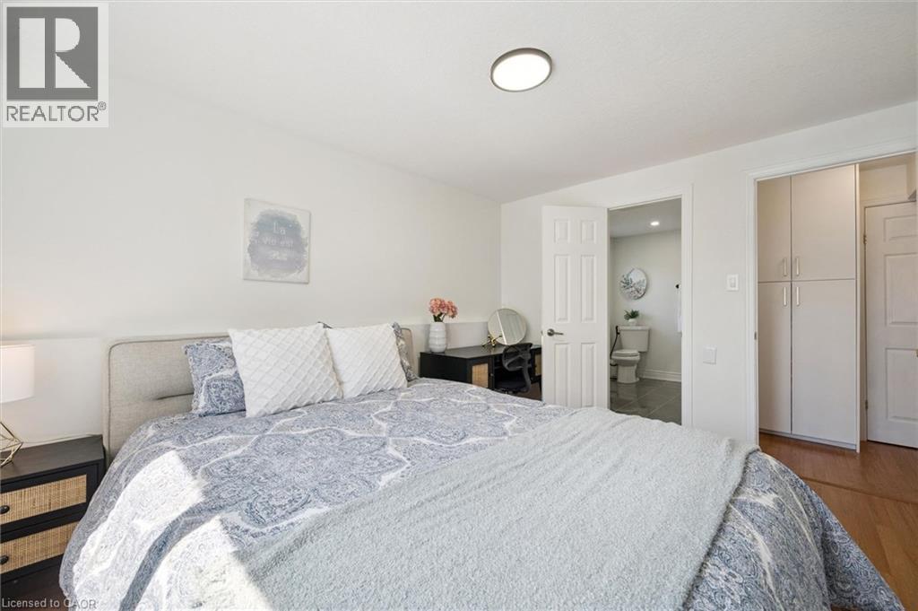 35 MELRAN Drive - 31