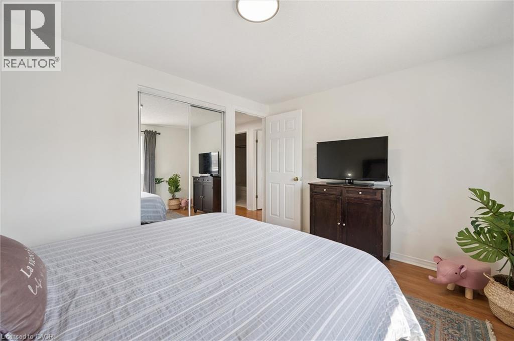35 MELRAN Drive - 18