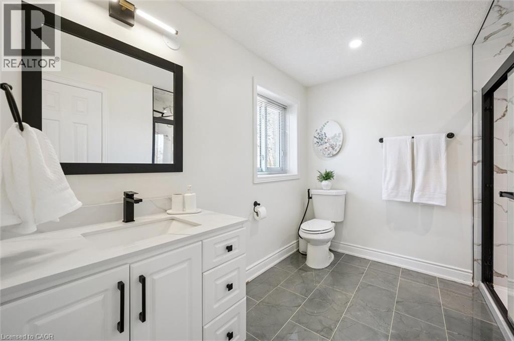 35 MELRAN Drive - 32