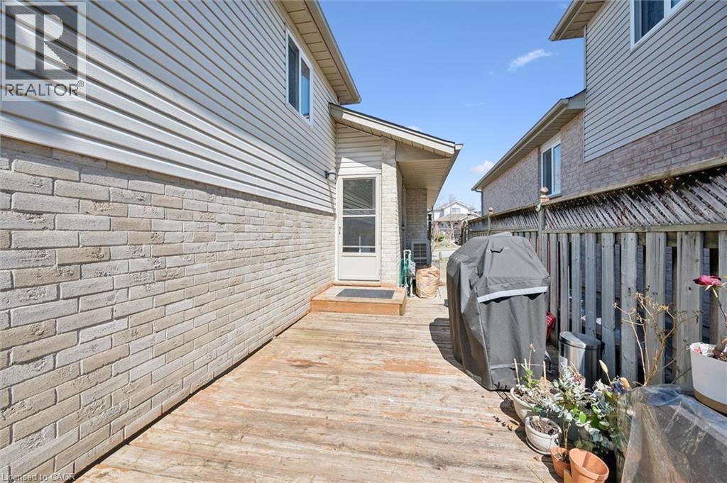 35 MELRAN Drive - 35