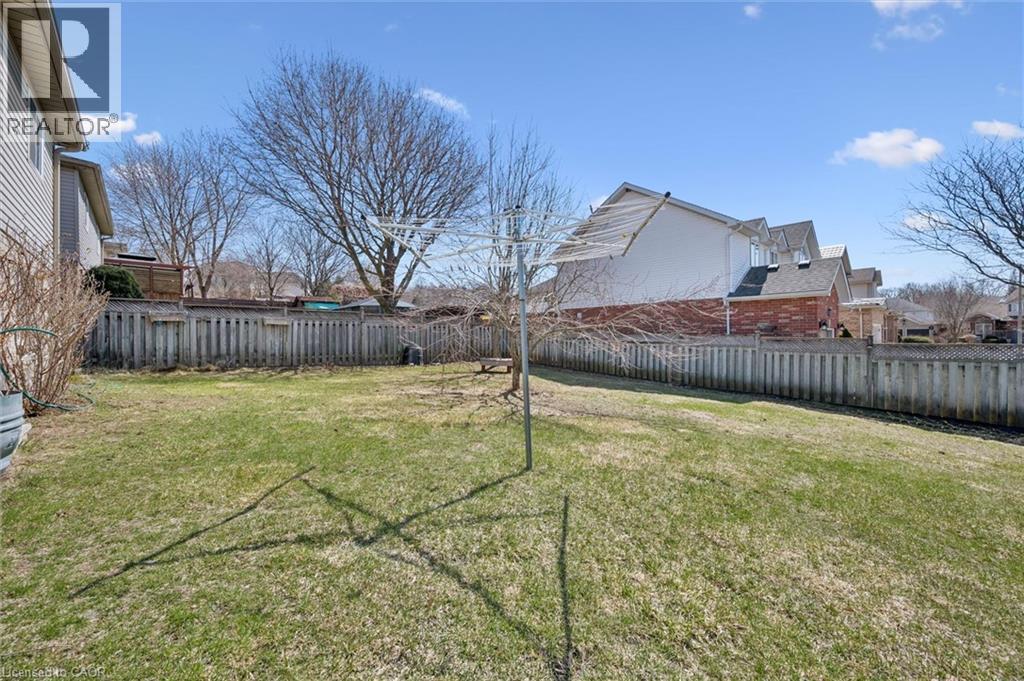 35 MELRAN Drive - 37
