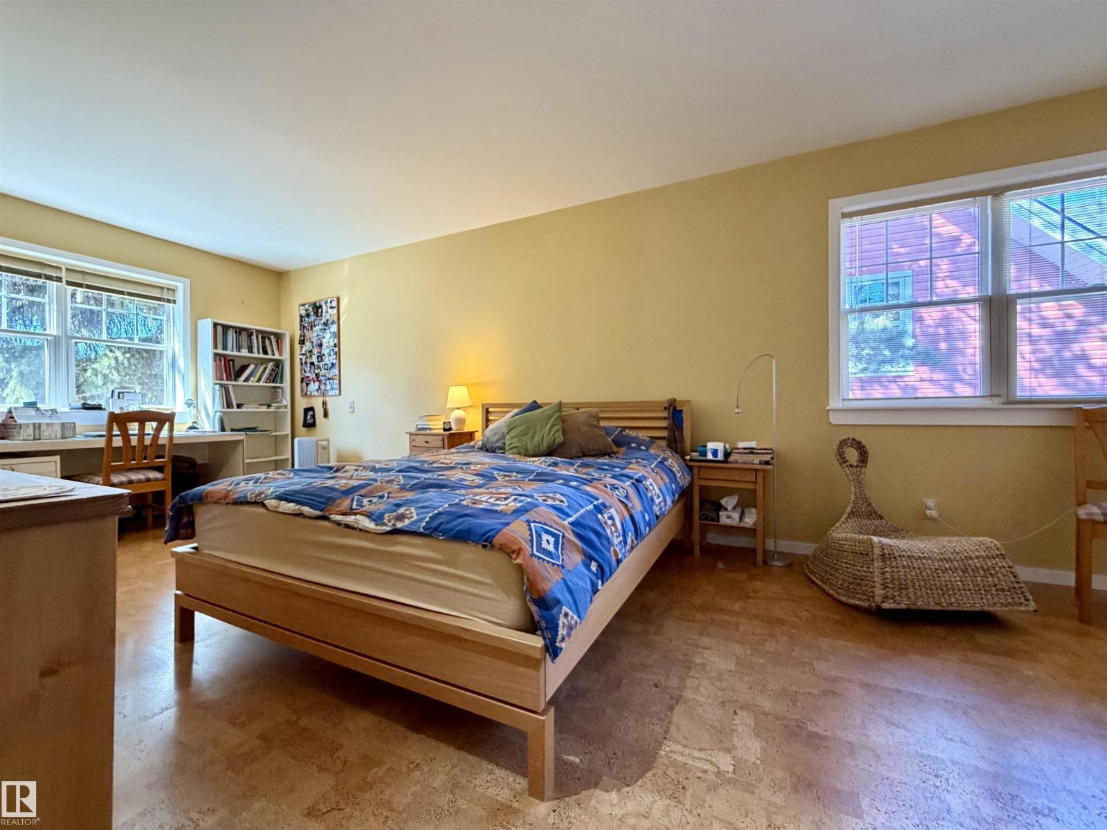 8734 117 ST NW, Edmonton