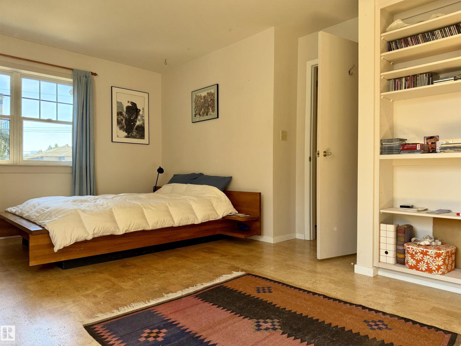 8734 117 ST NW, Edmonton