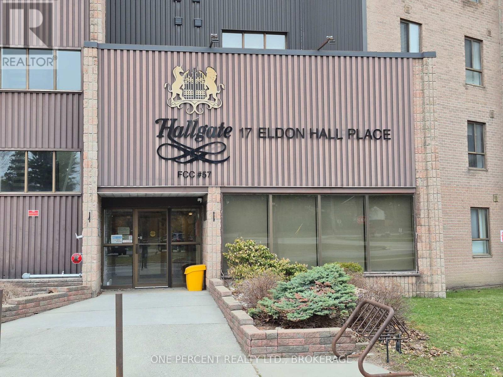 #204 17 ELDON HALL PLACE - Image 2