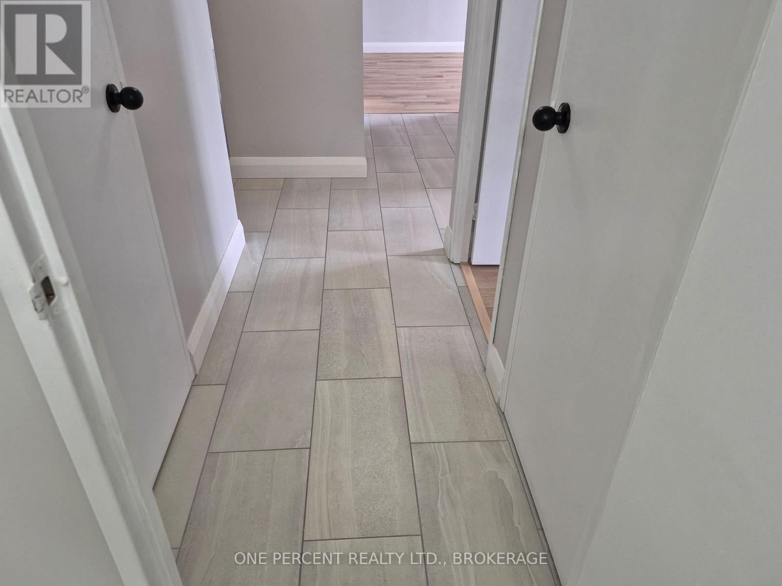 #204 17 ELDON HALL PLACE - 29