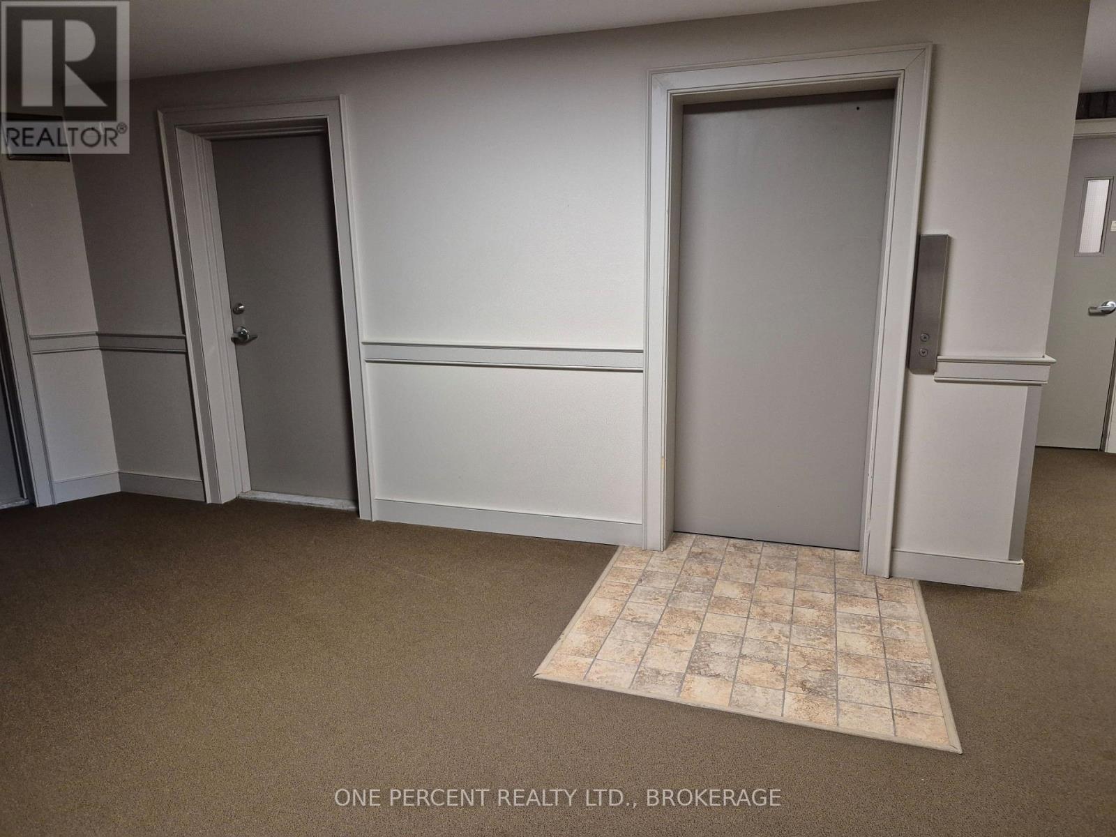 #204 17 ELDON HALL PLACE - 42