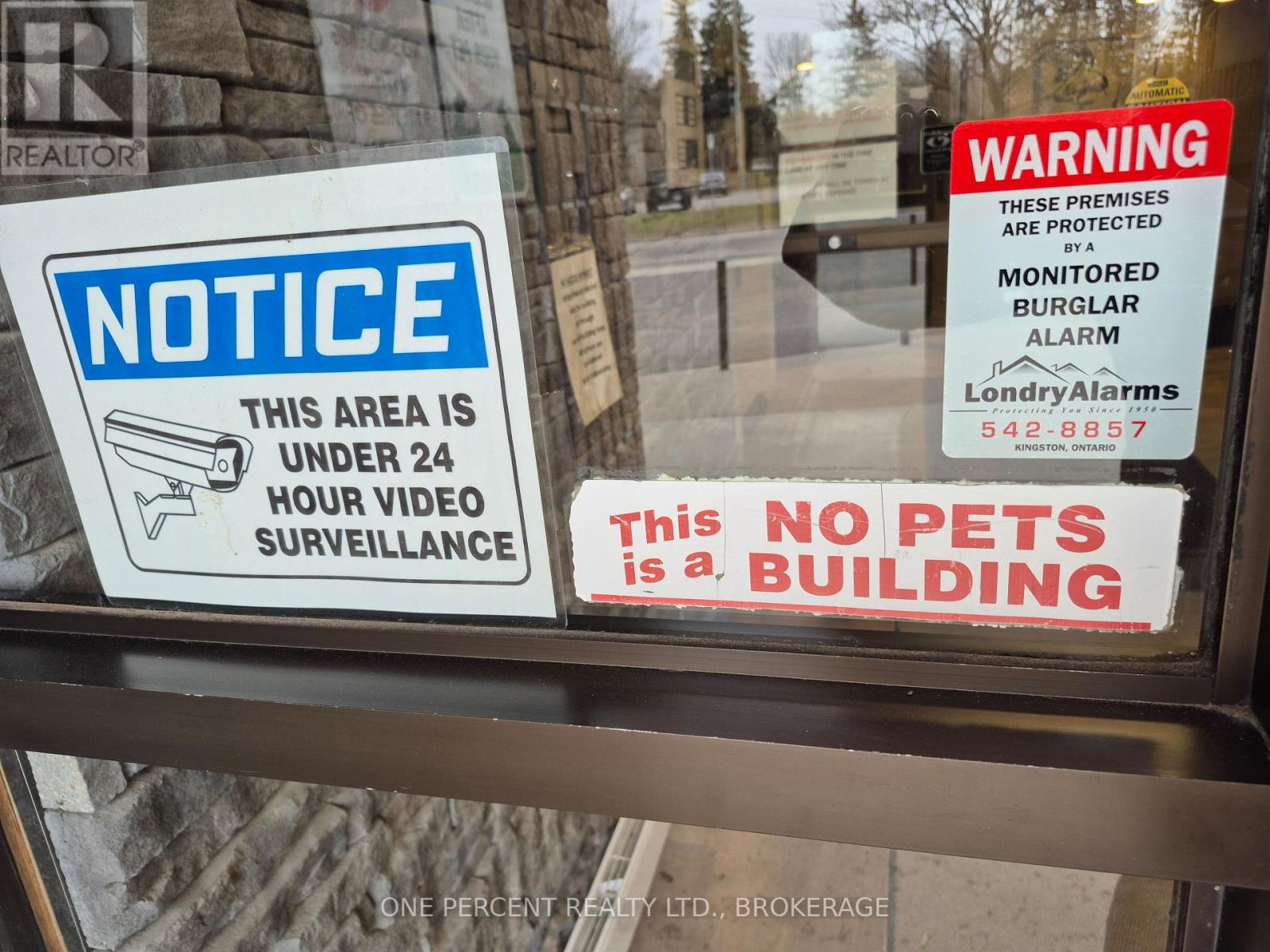 #204 17 ELDON HALL PLACE - 5