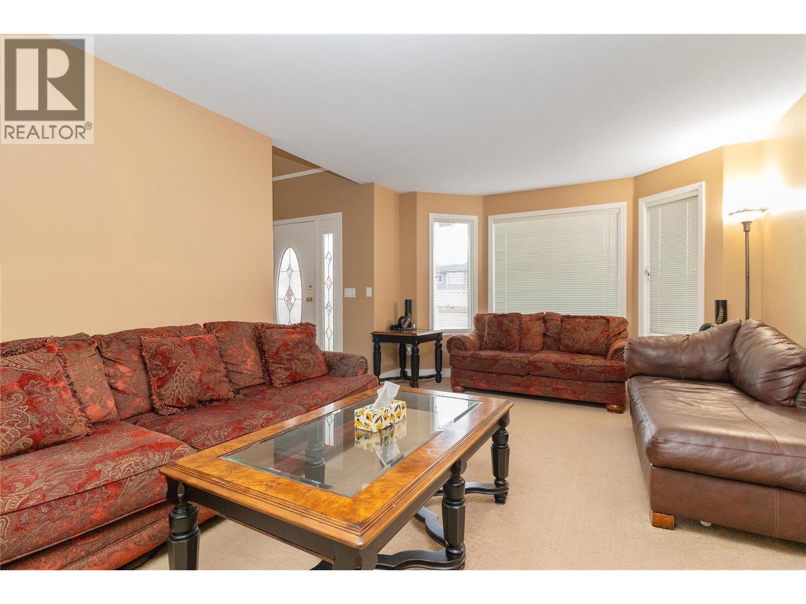 680 RICHARDS ROAD - 6