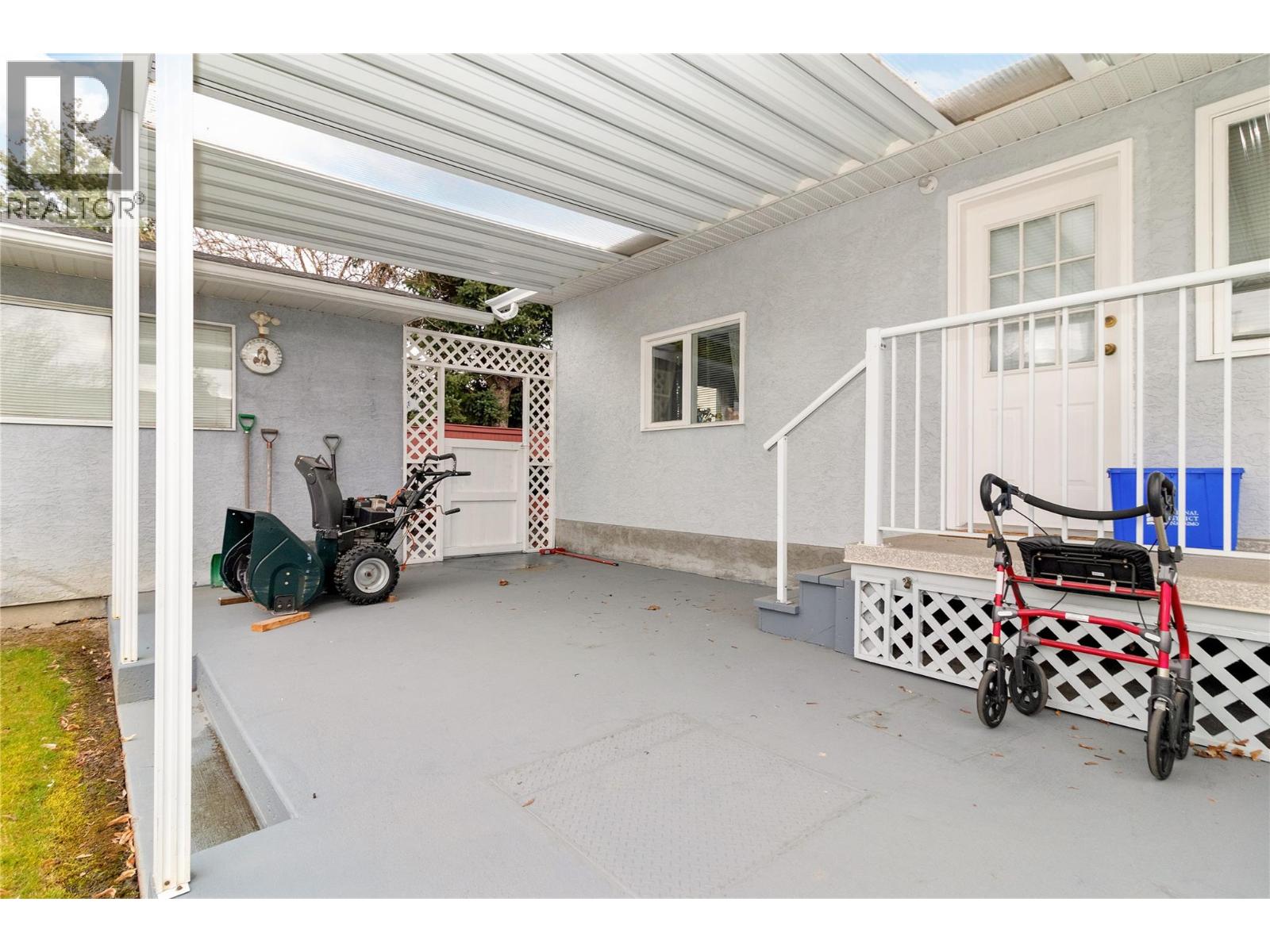 680 RICHARDS ROAD - 37