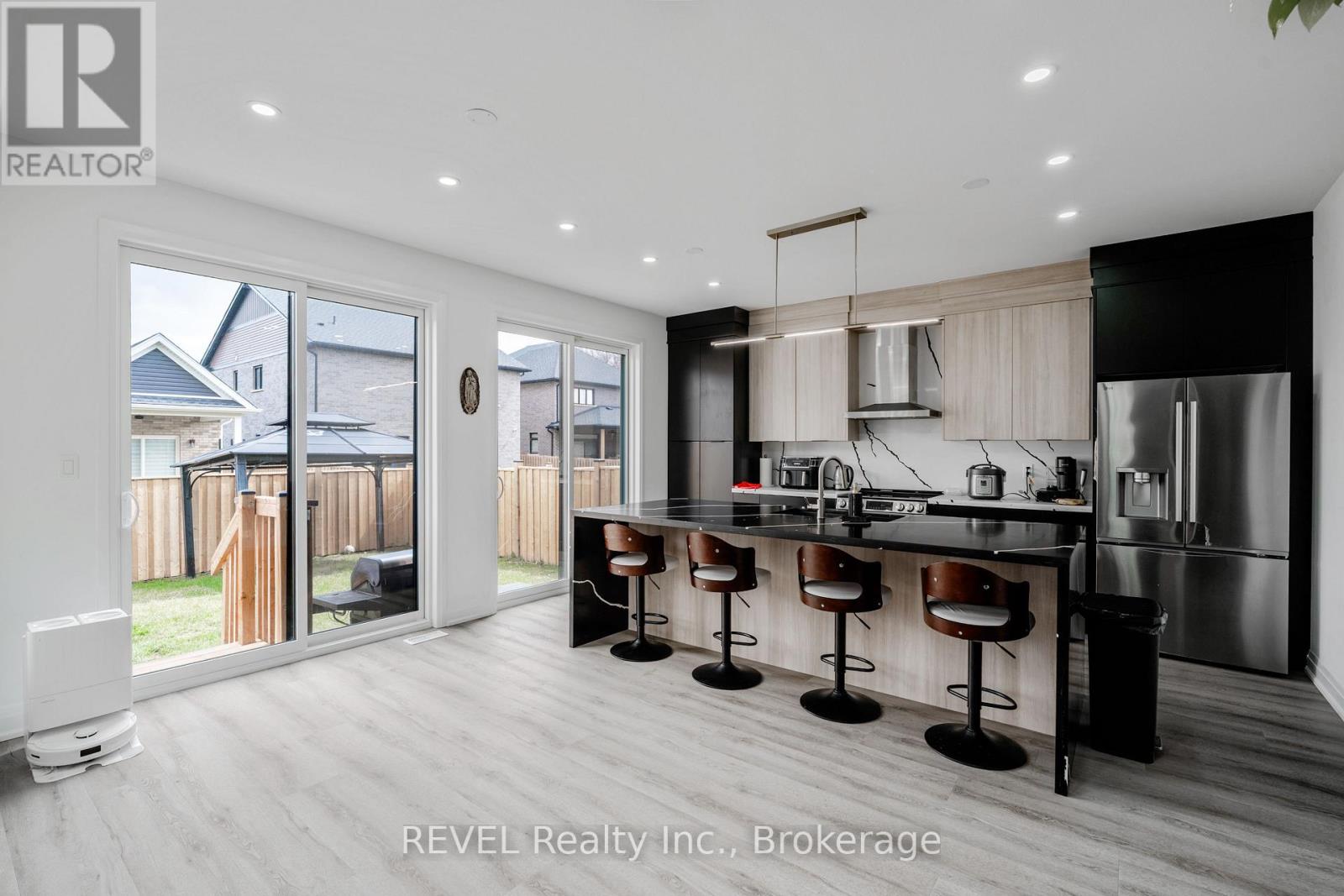 5 SAMUEL AVENUE - 22