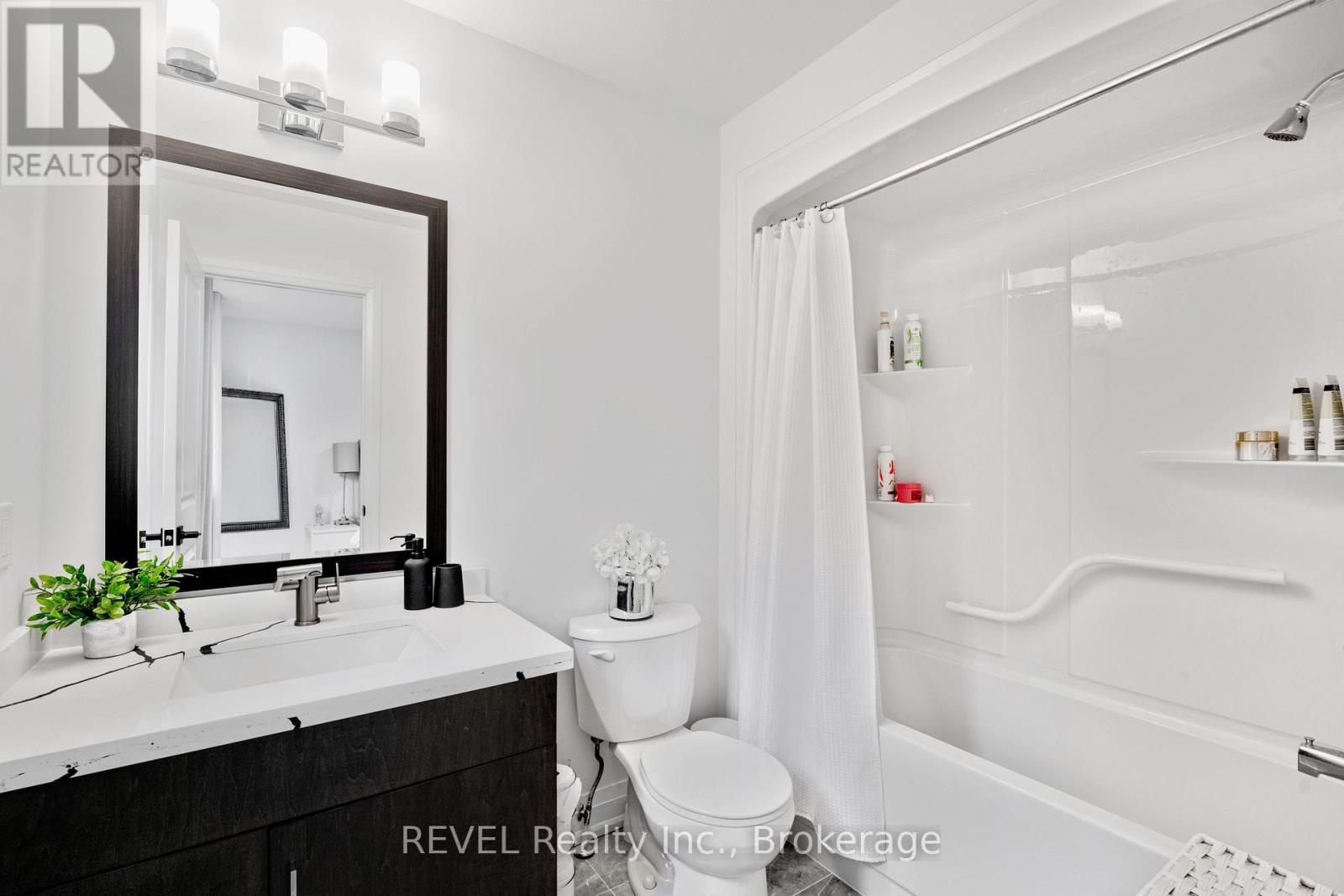 5 SAMUEL AVENUE - 36