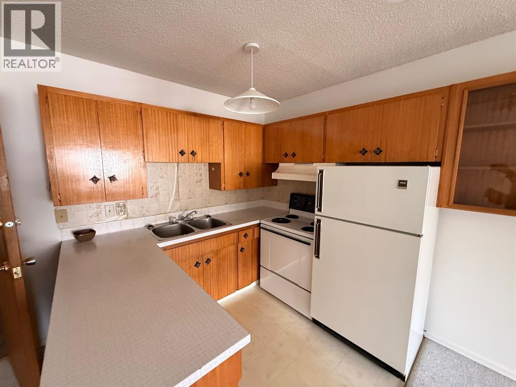 112 1 STREET NE - 22