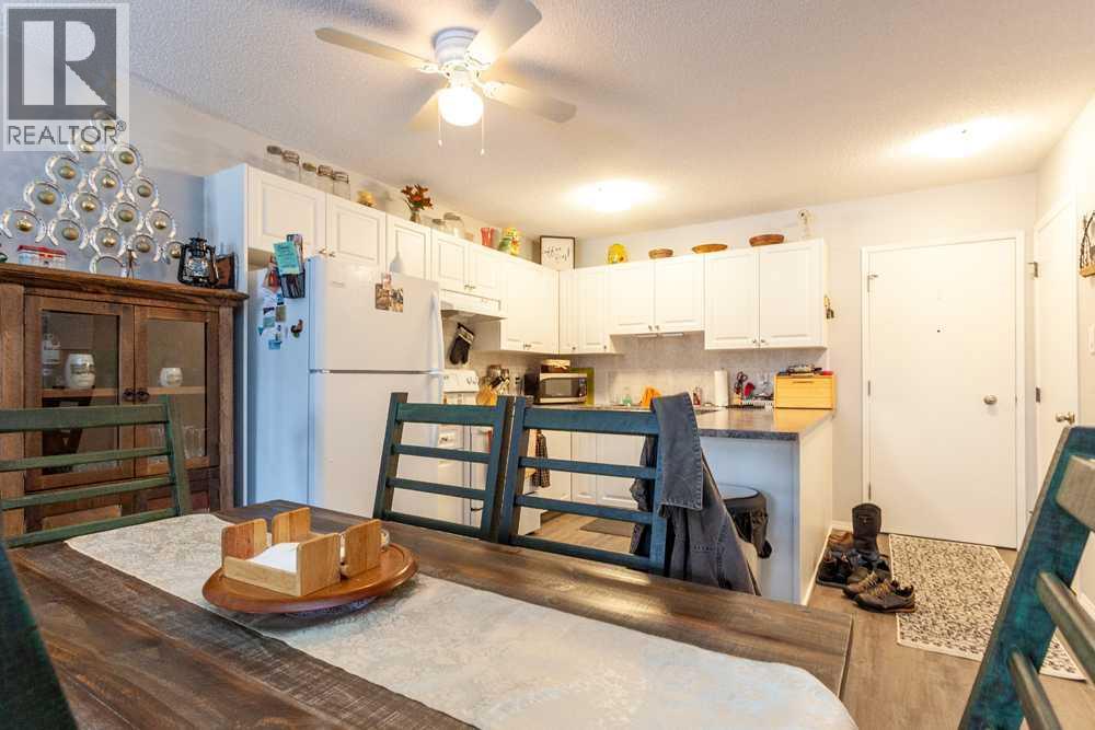 112 1 STREET NE - 10