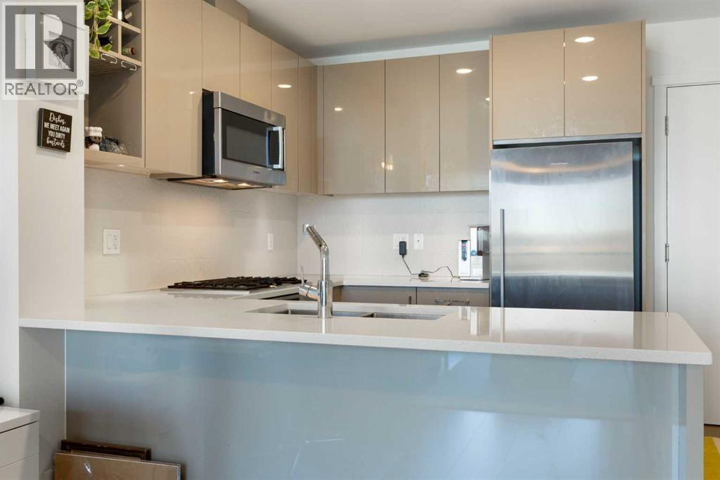 #611 301 10 STREET NW - 13