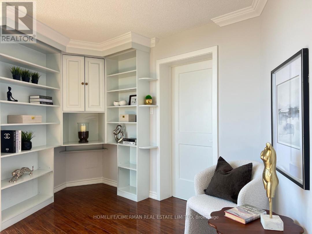 #601 2010 ISLINGTON AVENUE - 13