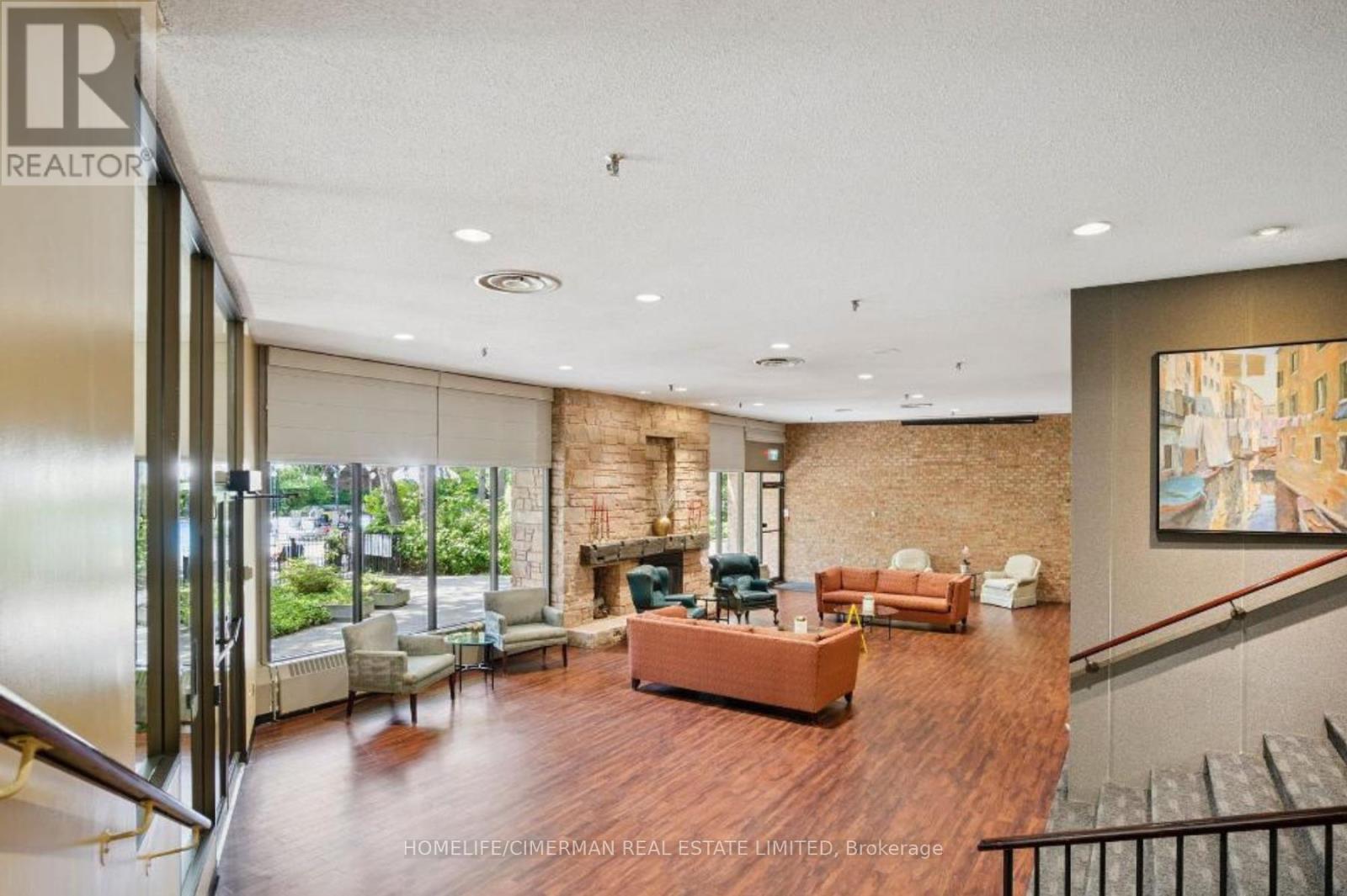 #601 2010 ISLINGTON AVENUE - 29