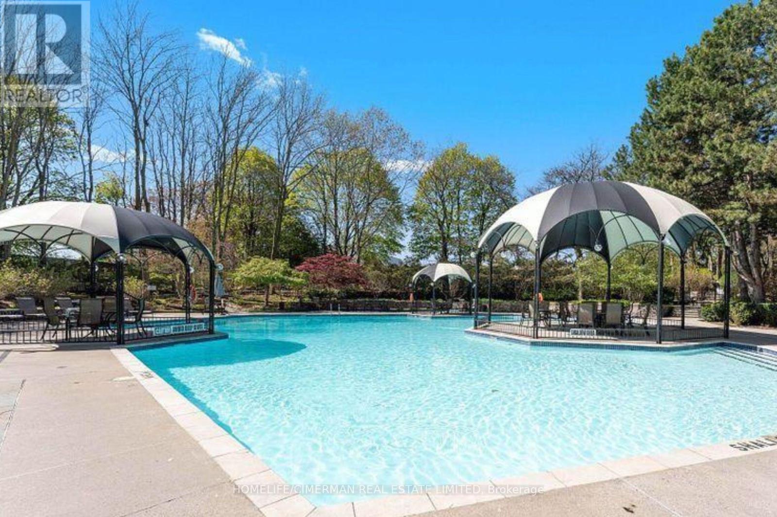 #601 2010 ISLINGTON AVENUE - 35