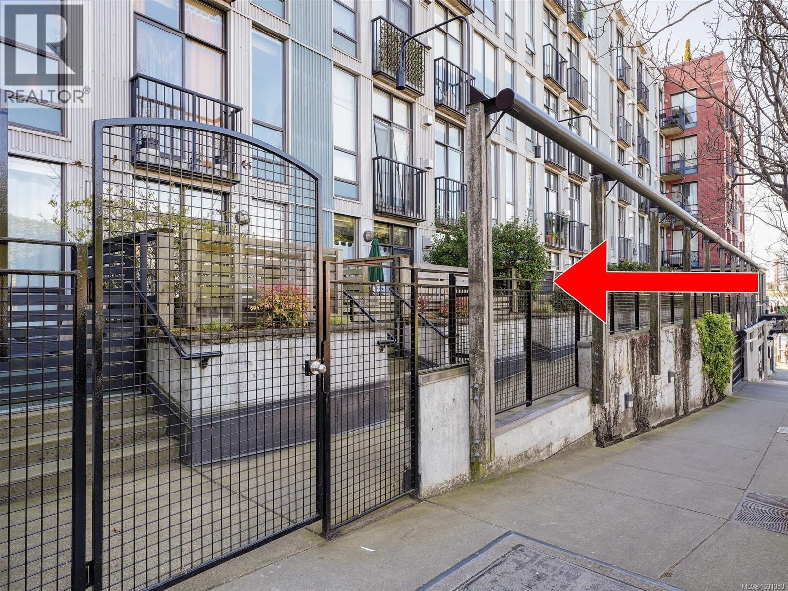 #117 409 SWIFT ST - 25