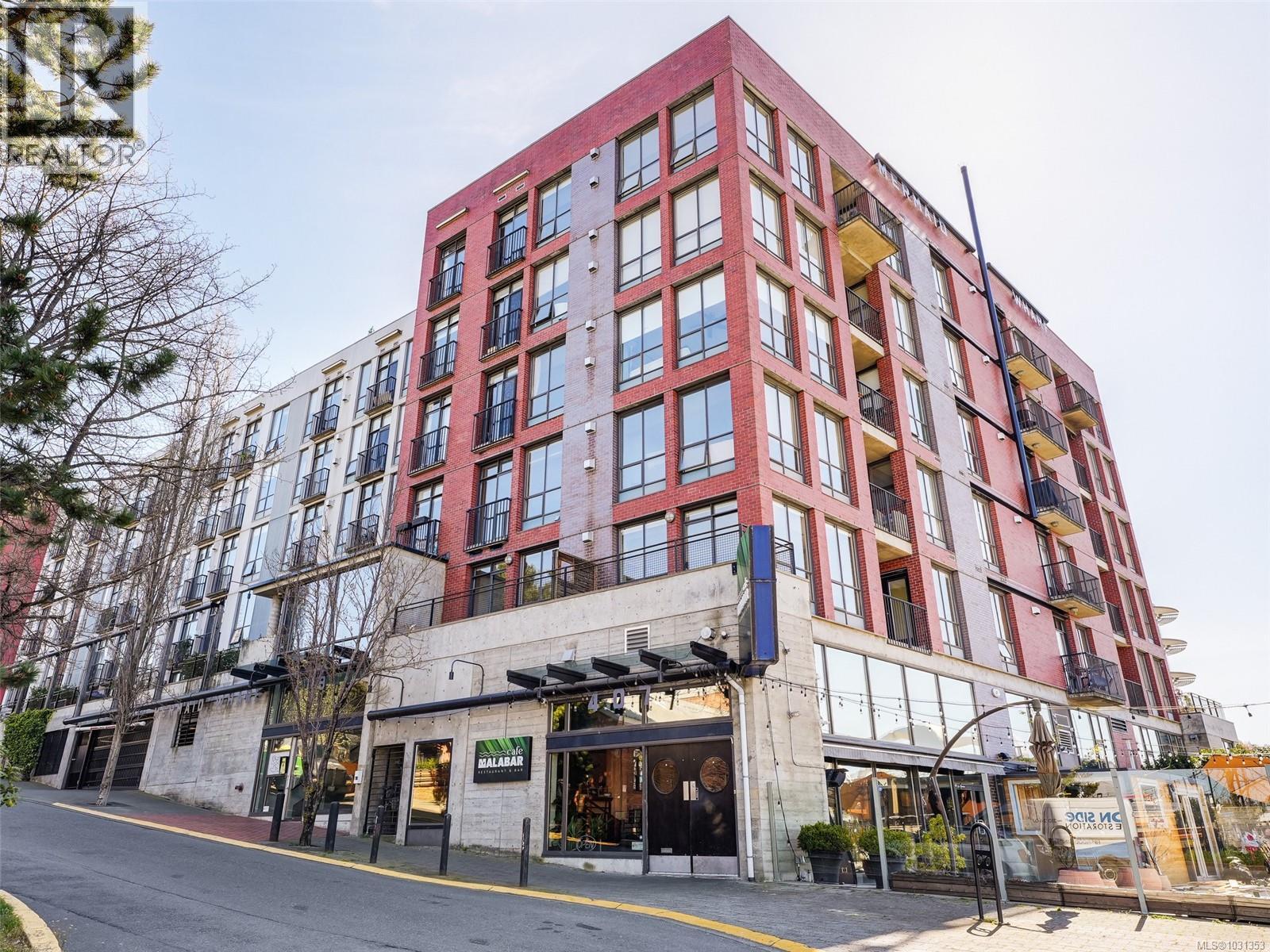 #117 409 SWIFT ST - 27