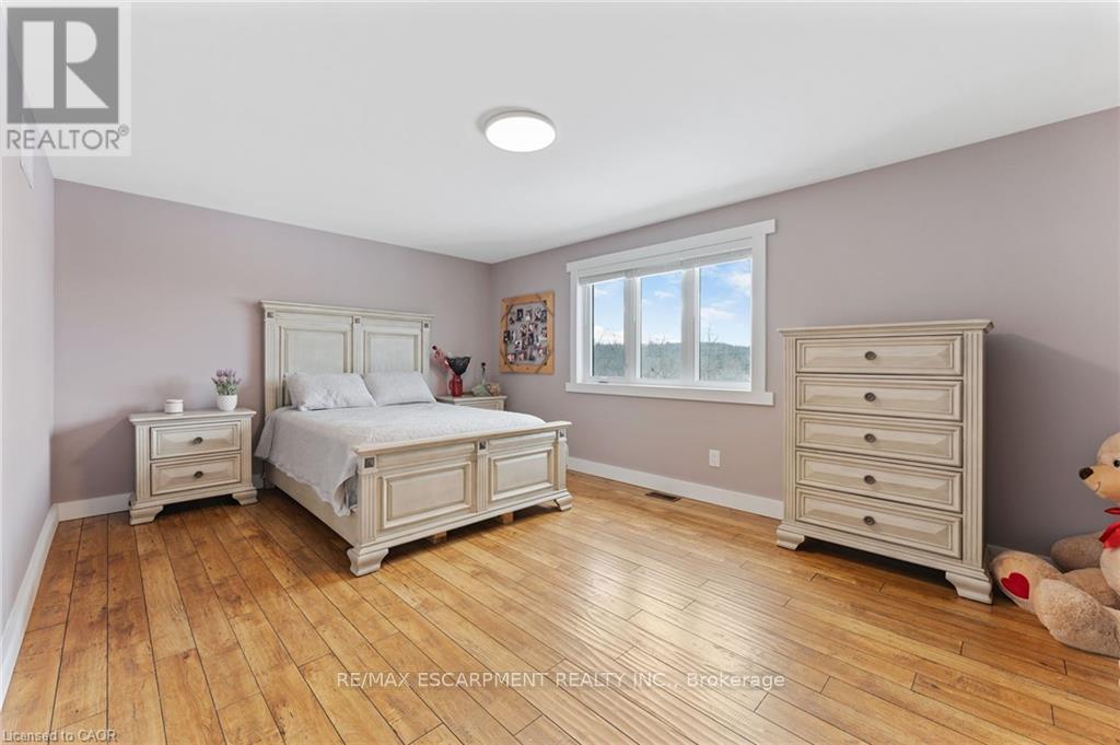 2210 HIGHWAY 54 - 30