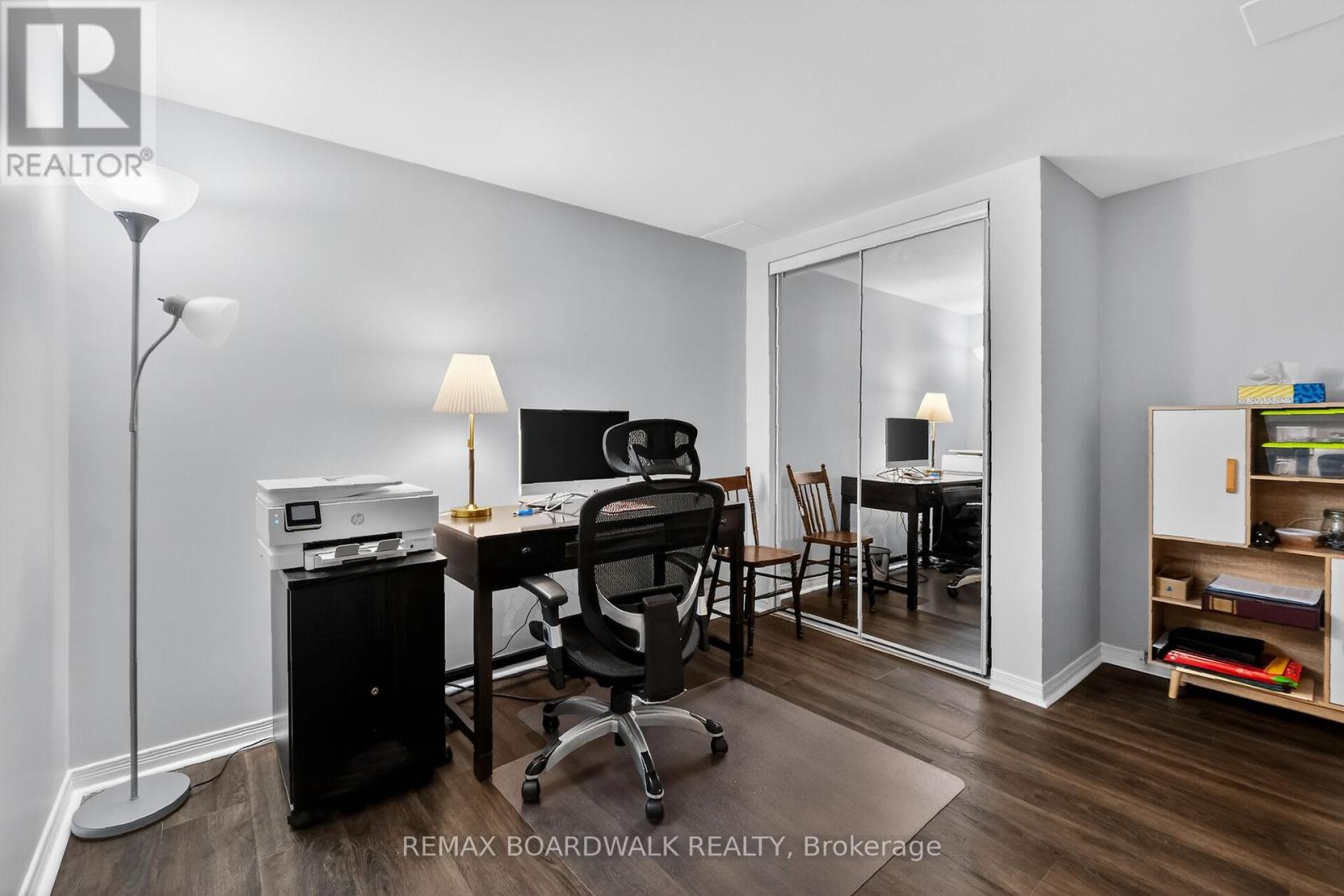 2462 TUPPER AVENUE — photo 42