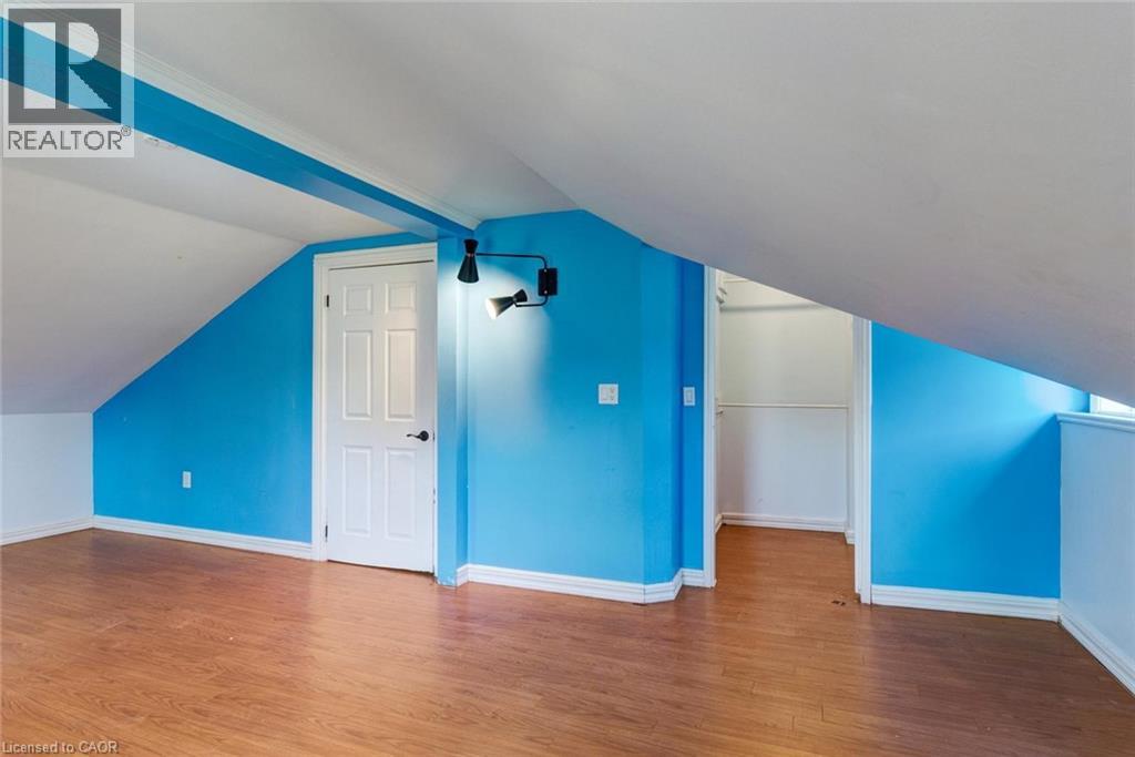 2163 POWERLINE ROAD W - 39