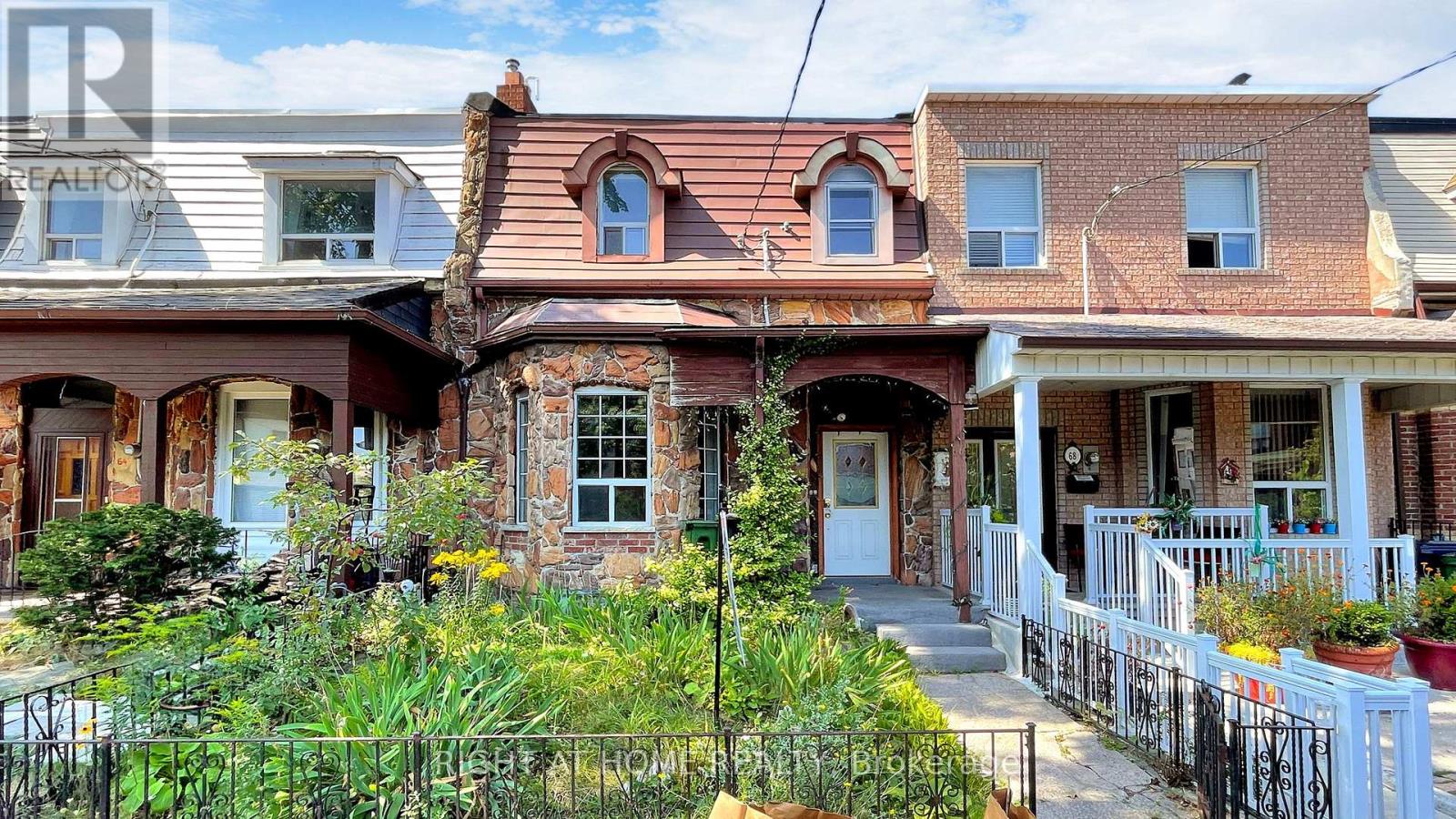 MAIN - 66 GLADSTONE AVENUE