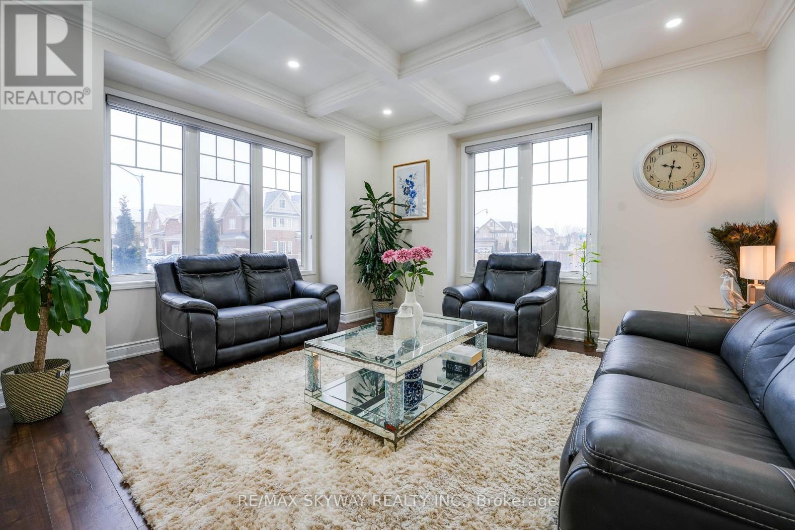 67 VETERANS DRIVE - 5