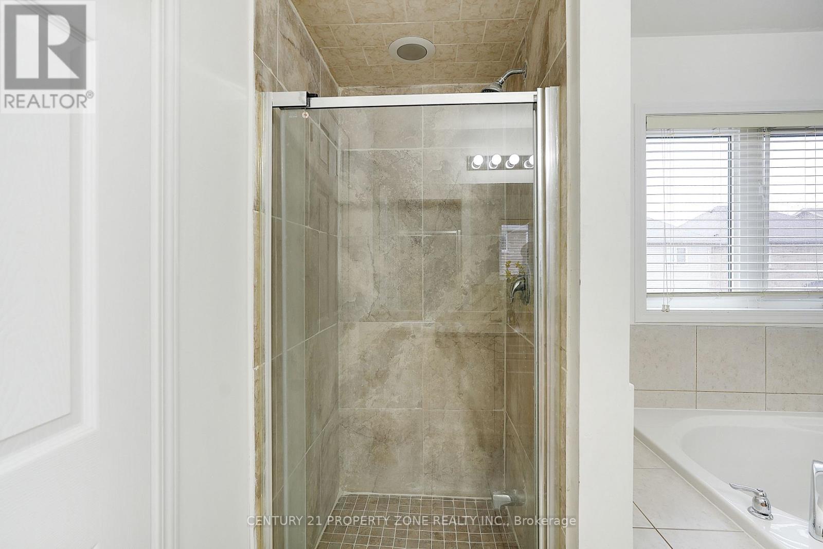 36 CLEGHORN DRIVE - 23