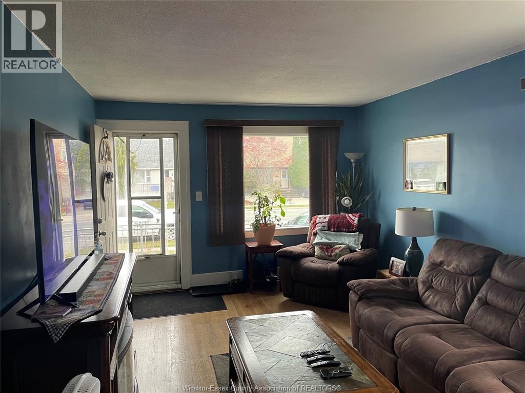 1673 PILLETTE ROAD - 4