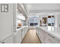 617 - 399 Royal Orchard Boulevard, Markham, ON L3T0H3 Photo 9