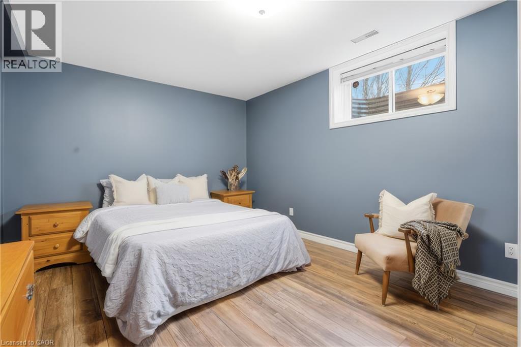 38 RHINE MEADOW ROAD - 42