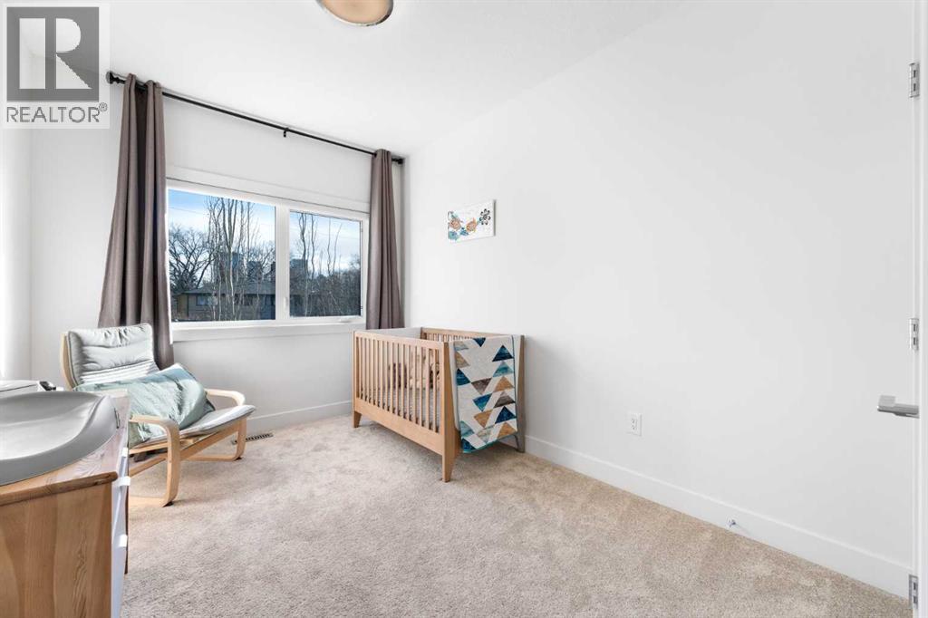 
          231 12 Avenue Northeast
            <br/>
            <span>Calgary</span>
            , 
            <span>AB</span>
             <span>T2E1A3</span>
         - Photo 22