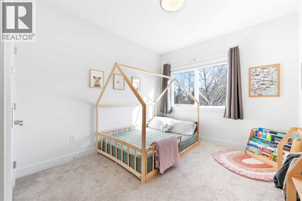 
          231 12 Avenue Northeast
            <br/>
            <span>Calgary</span>
            , 
            <span>AB</span>
             <span>T2E1A3</span>
         - Photo 21