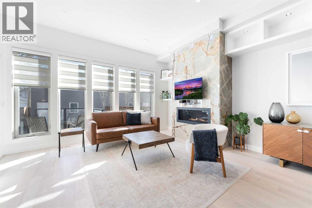 
          231 12 Avenue Northeast
            <br/>
            <span>Calgary</span>
            , 
            <span>AB</span>
             <span>T2E1A3</span>
         - Photo 8