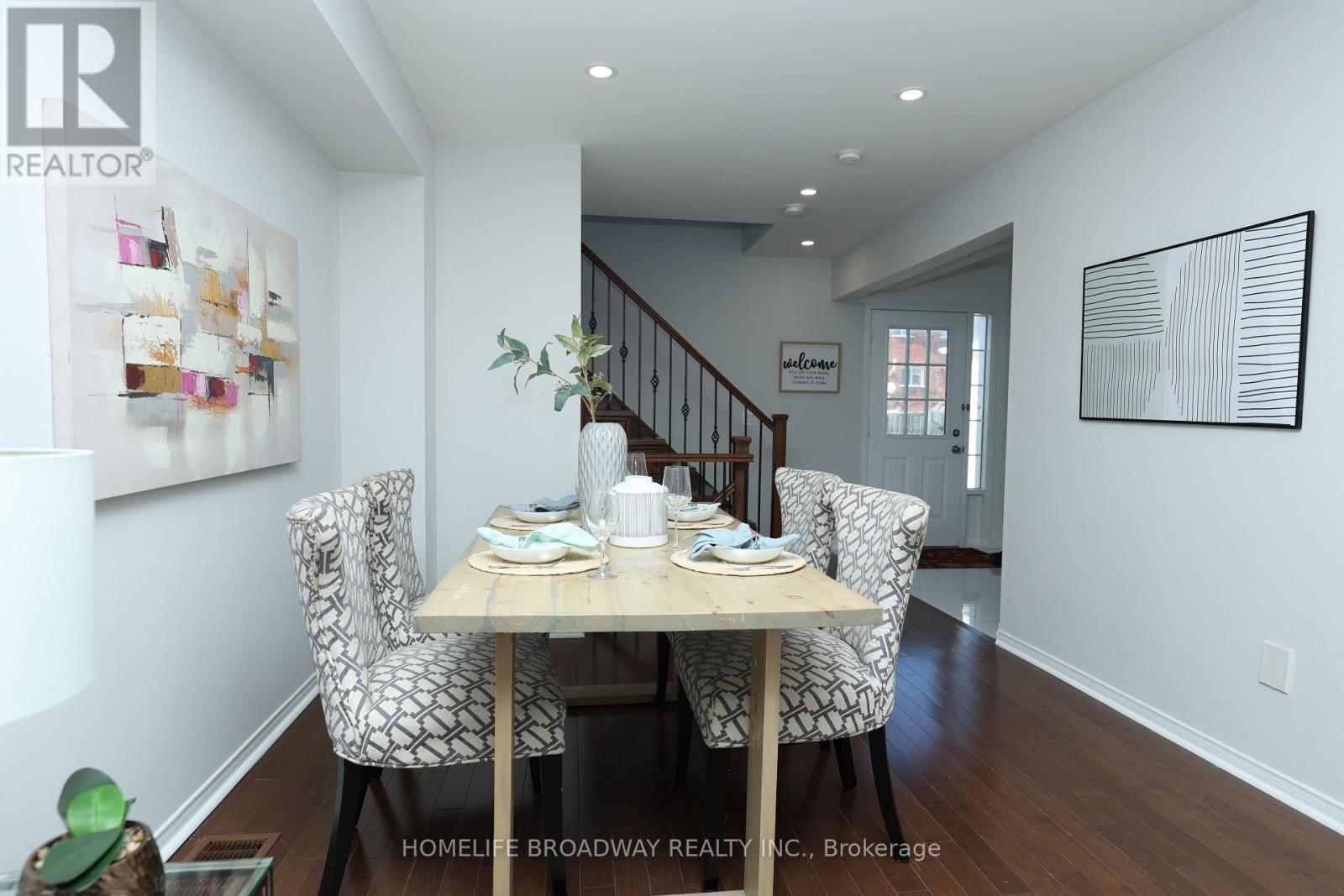 378 BUR OAK AVENUE - 5