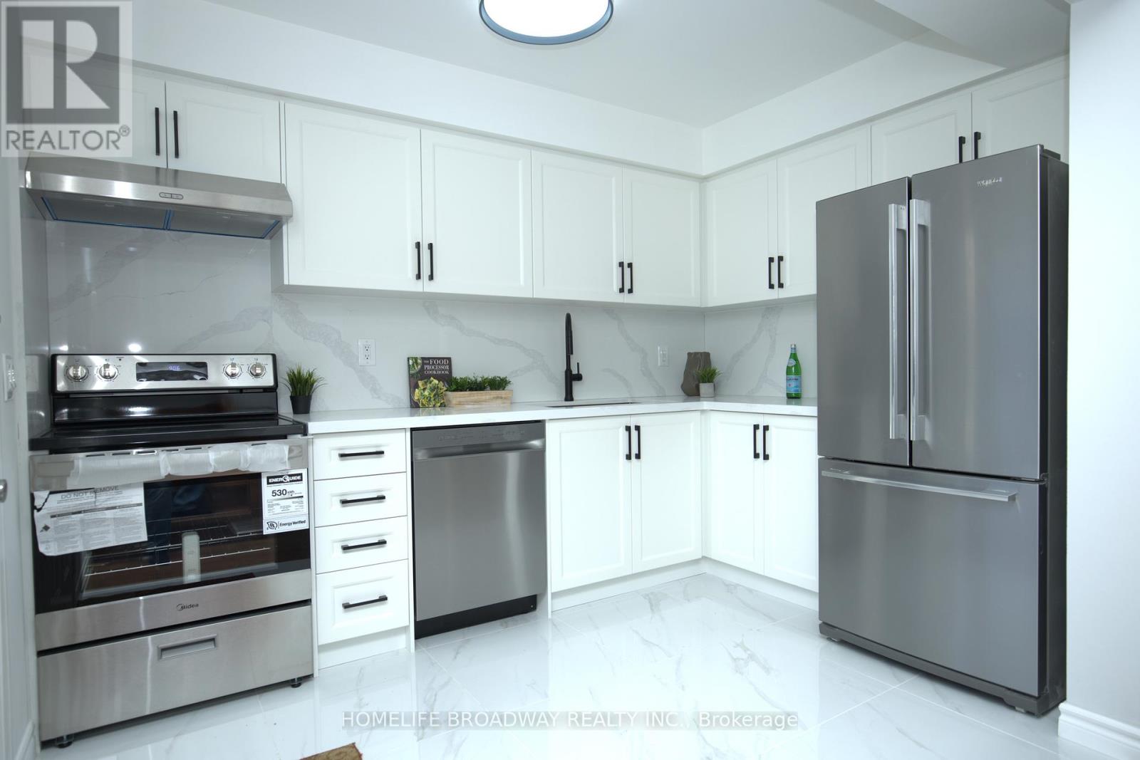 378 BUR OAK AVENUE - 7