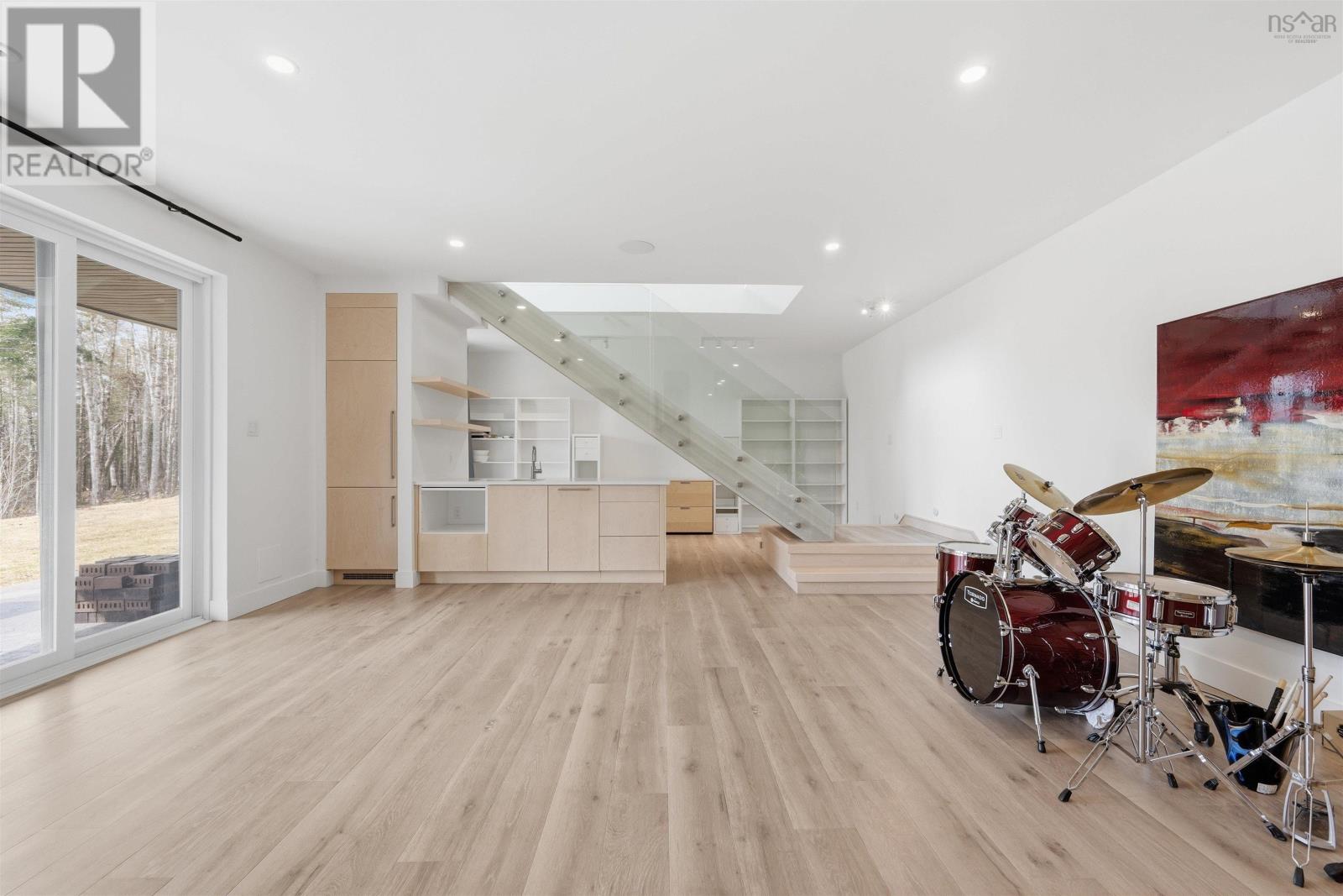 Property 7 of 49 of 11 ARGYLE Close