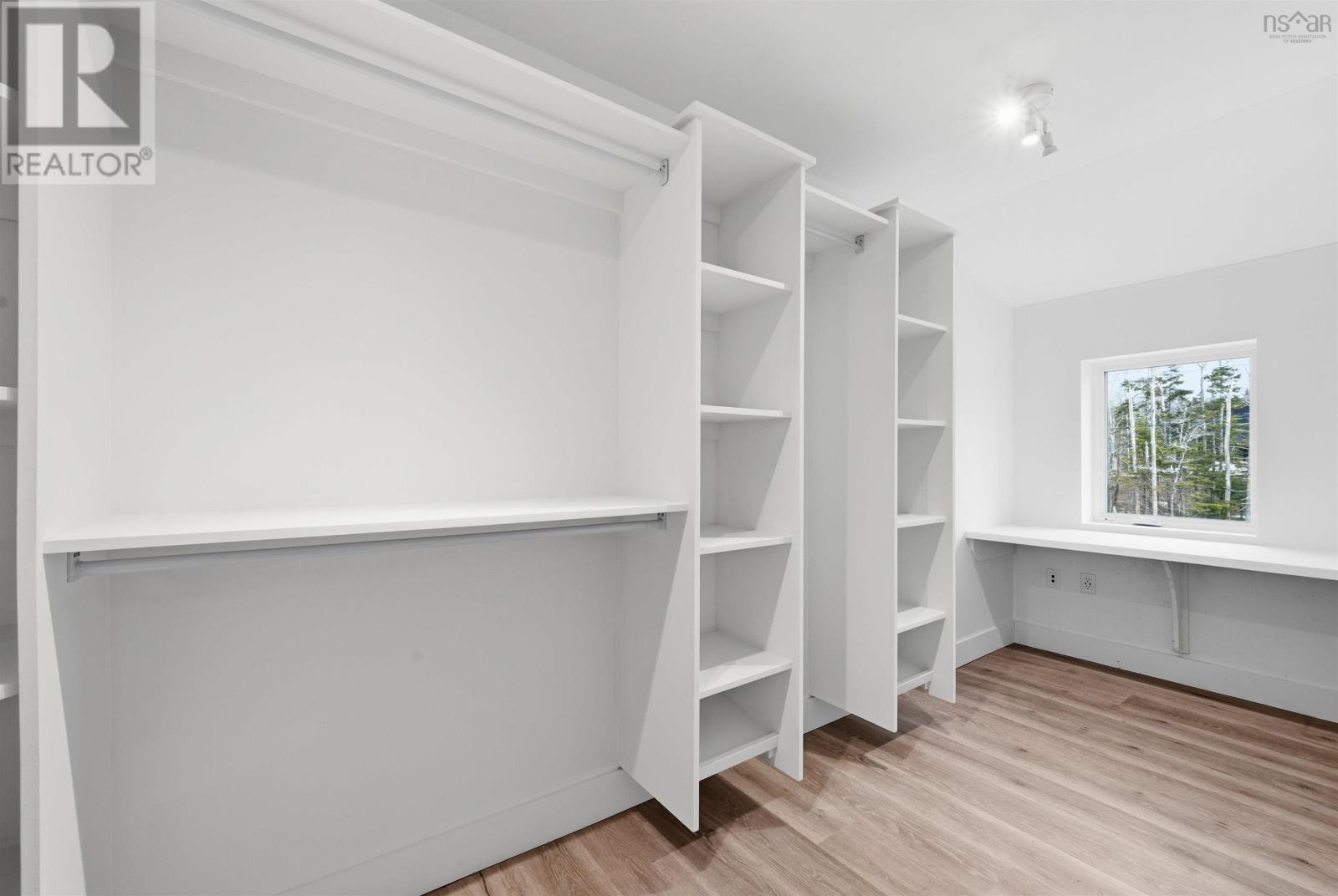 Property 23 of 49 of 11 ARGYLE Close