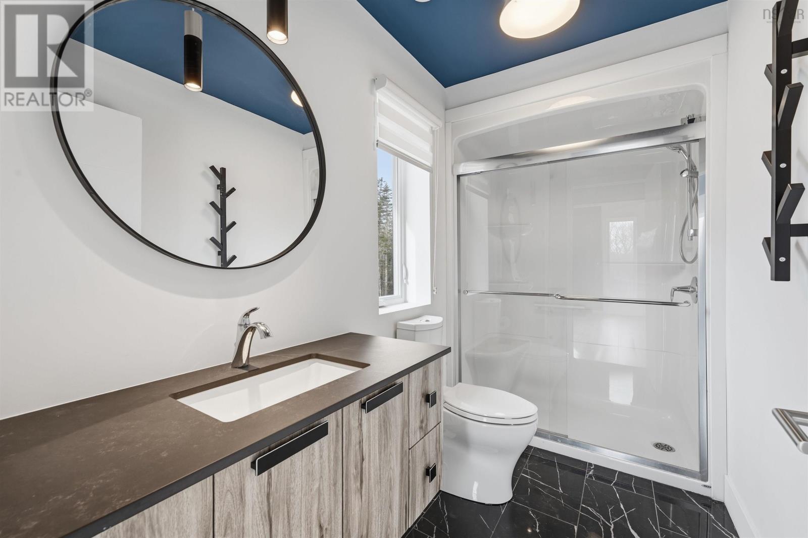 Property 17 of 49 of 11 ARGYLE Close