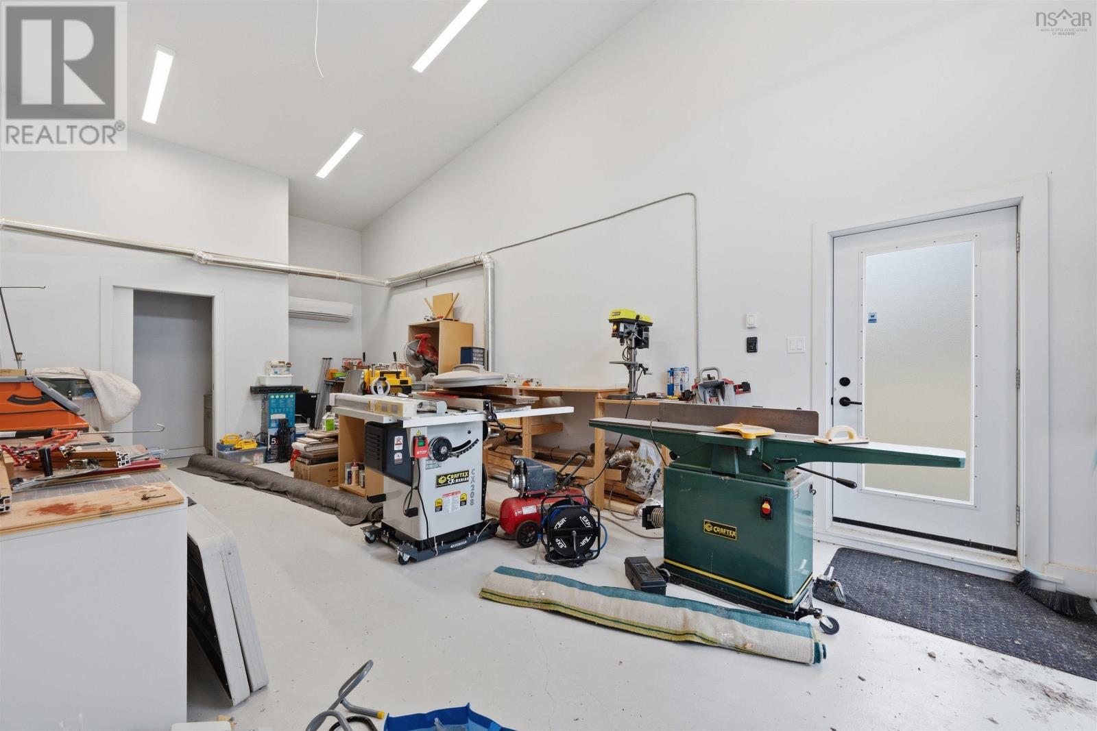 Property 24 of 49 of 11 ARGYLE Close