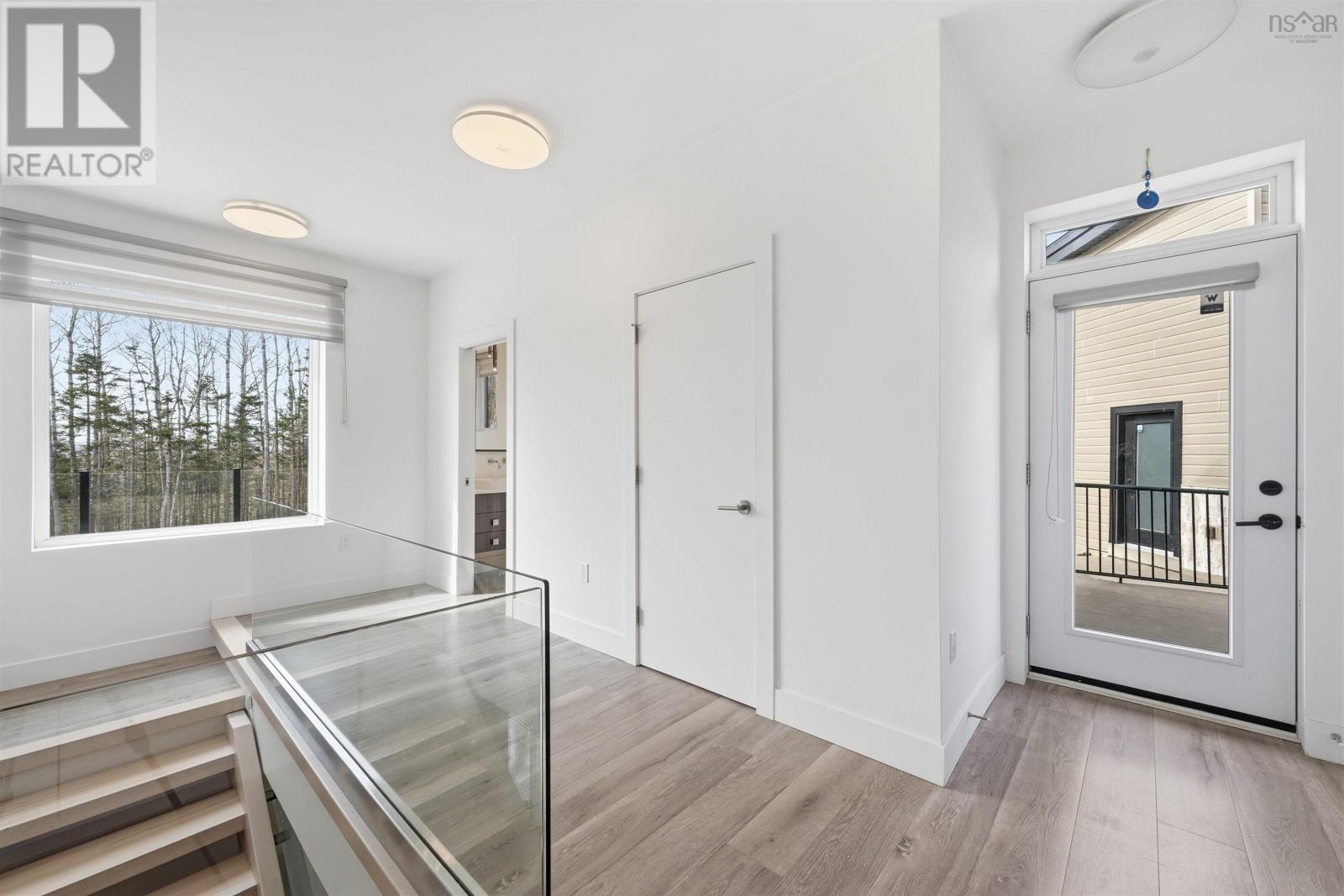 Property 35 of 49 of 11 ARGYLE Close